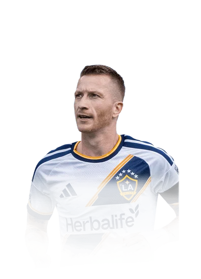 Reus 97 FUTTIES CAM FC 26 card