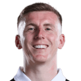 Matt Targett op de 72 Common FC 27-spelerskaart