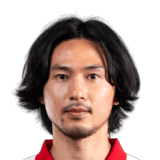Takumi Minamino op de 77 Common FC 27-spelerskaart