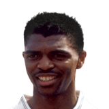 Nwankwo Kanu op de 86 Base Hero FC 27-spelerskaart