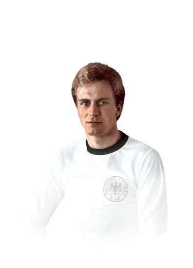 Rummenigge 86 Debut International Icon ST FC 27 card