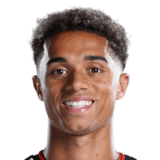 Josh King op de 74 Common FC 27-spelerskaart